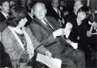 Лейпцигская книжная ярмарка 1998, с Президентом Германии Романом Херцогом -- Фото из архива С. Алексиевич